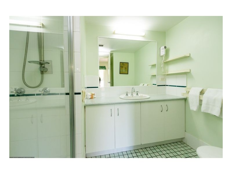 5/397 Esplanade, Torquay QLD 4655
