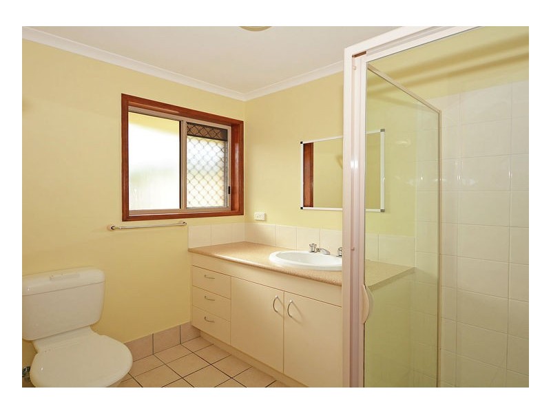 16 Keys Ave, Torquay QLD 4655