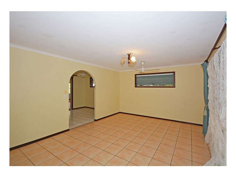 16 Keys Ave, Torquay QLD 4655