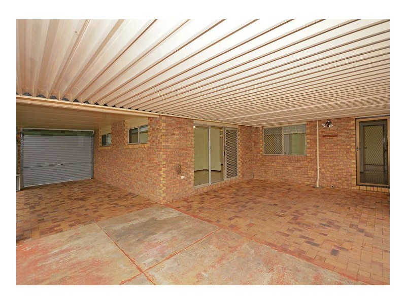 16 Keys Ave, Torquay QLD 4655