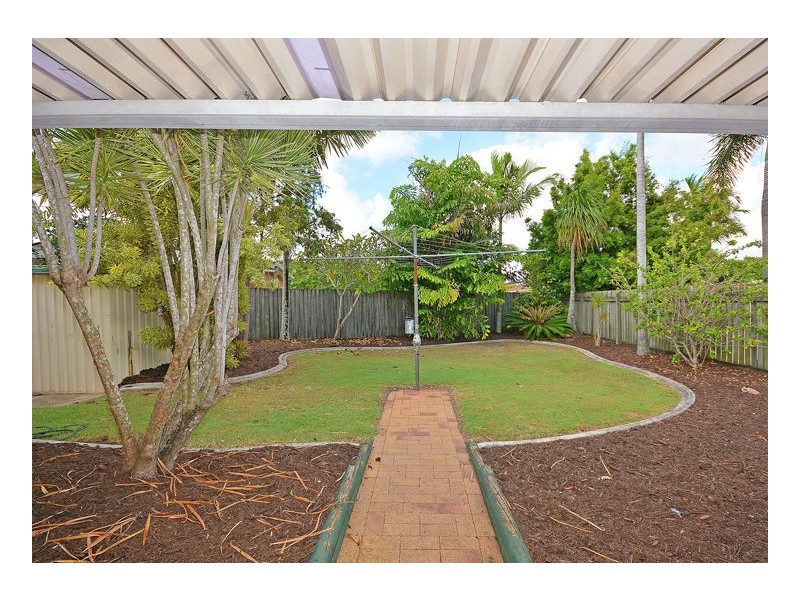 16 Keys Ave, Torquay QLD 4655
