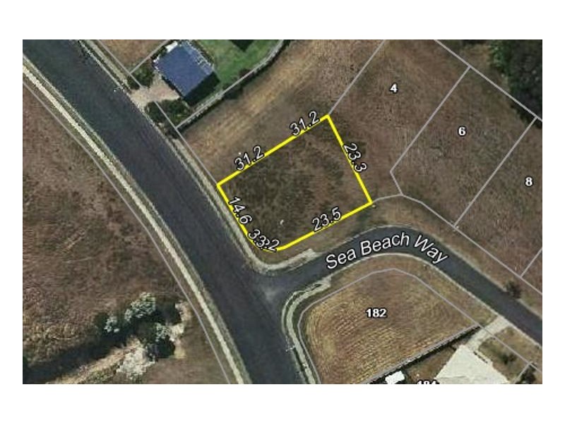 2 Sea Beach Way, Toogoom QLD 4655