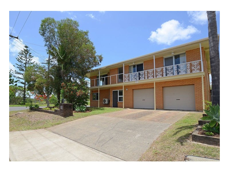33 Holiday Pde, Scarness QLD 4655