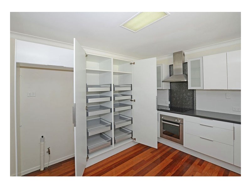 33 Holiday Pde, Scarness QLD 4655