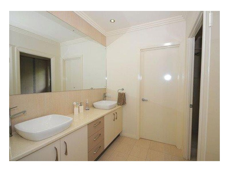 30 Madsen Road, Urraween QLD 4655