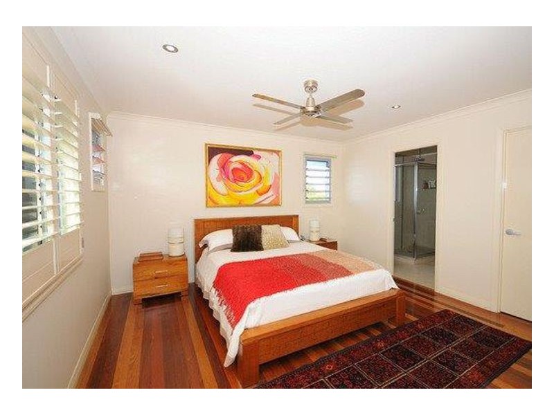 30 Madsen Road, Urraween QLD 4655