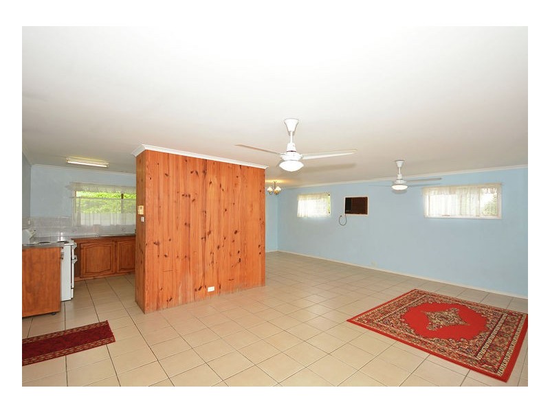 9 Shelley Street, Scarness QLD 4655