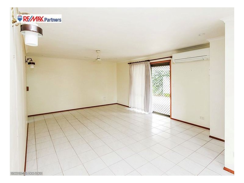 3 Cullen Ave, Torquay QLD 4655