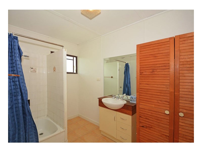53 Mant Street, Point Vernon QLD 4655