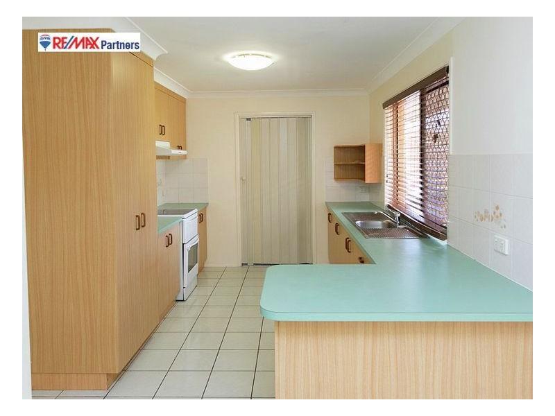 36 Ladbroke Cres, Urangan QLD 4655