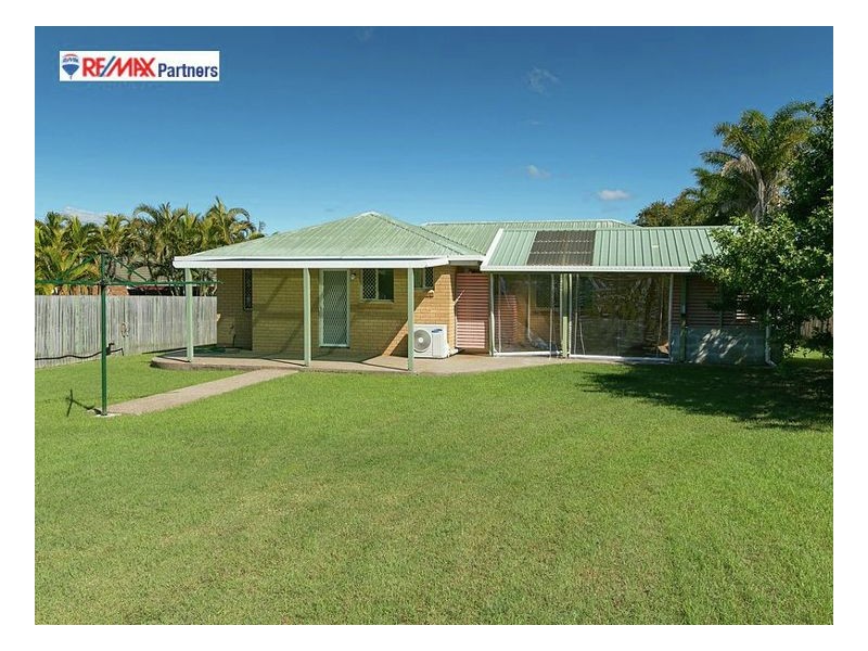 36 Ladbroke Cres, Urangan QLD 4655