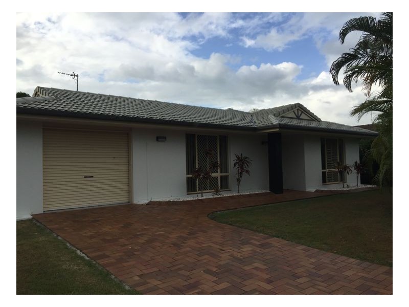 8 Anembo Drive, Torquay QLD 4655