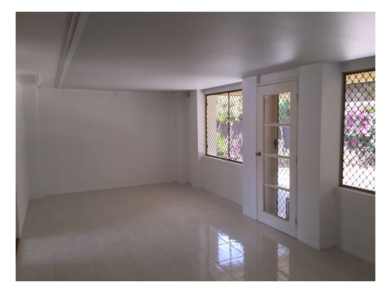 8 Anembo Drive, Torquay QLD 4655