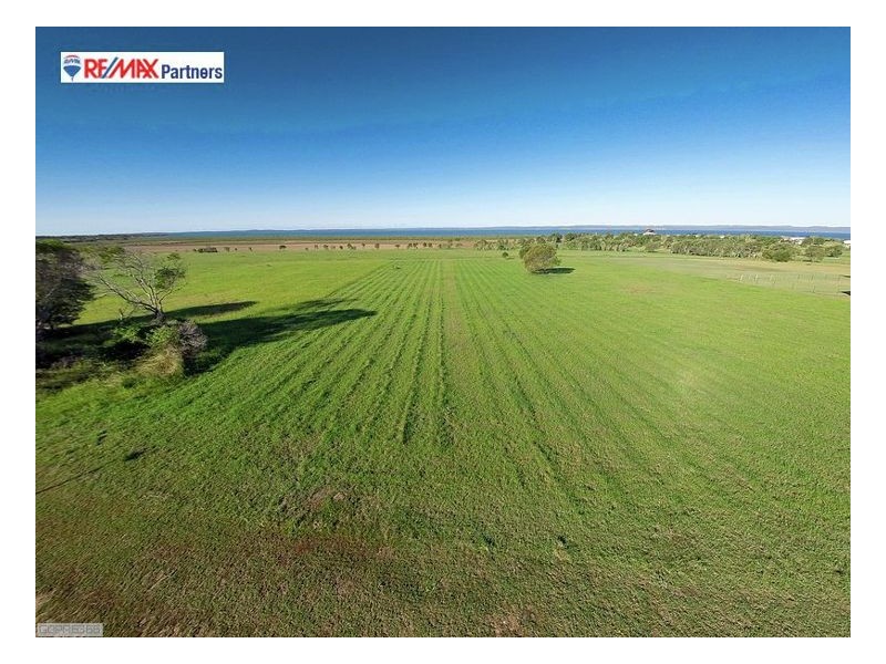 109-111 Cove Blvd, River Heads QLD 4655