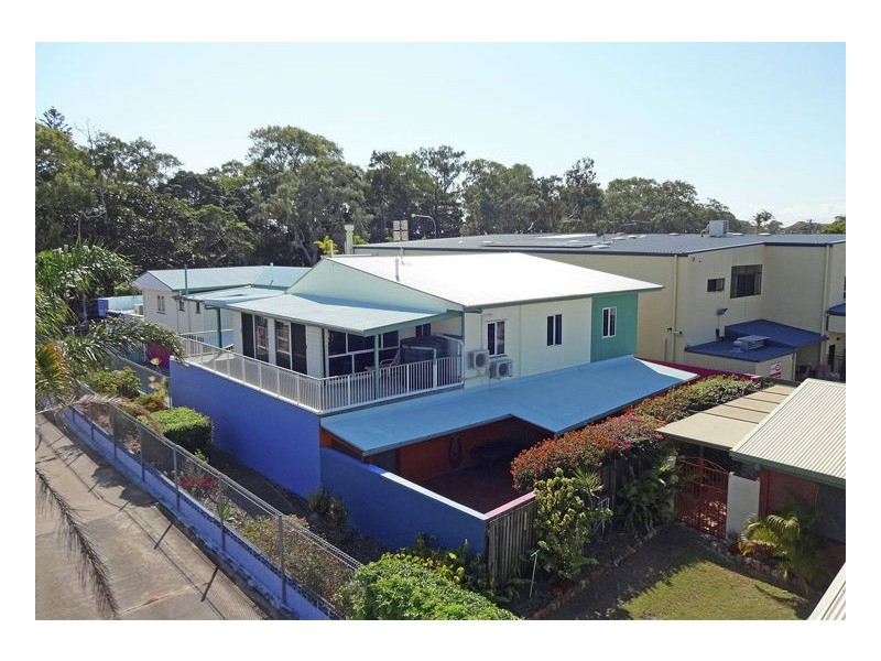 429 Esplanade, Torquay QLD 4655