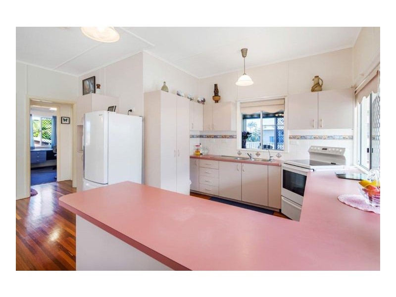 429 Esplanade, Torquay QLD 4655