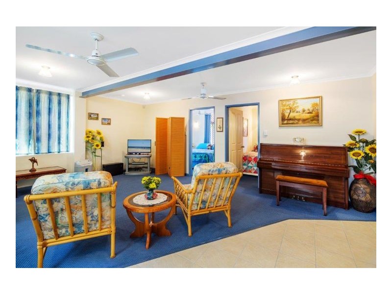 429 Esplanade, Torquay QLD 4655