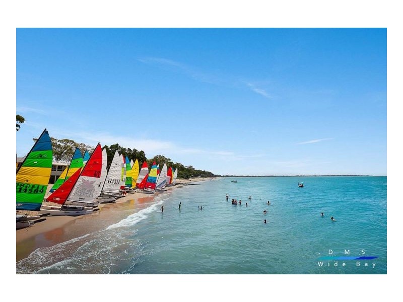 429 Esplanade, Torquay QLD 4655