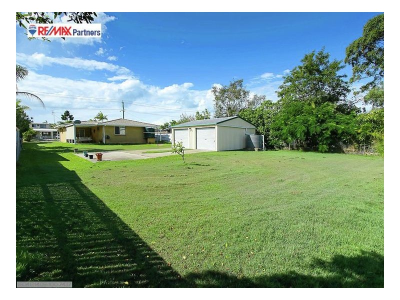 111 Oleander Ave, Scarness QLD 4655