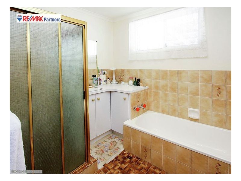 111 Oleander Ave, Scarness QLD 4655