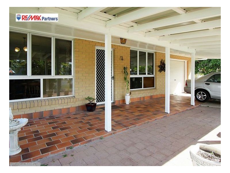 111 Oleander Ave, Scarness QLD 4655