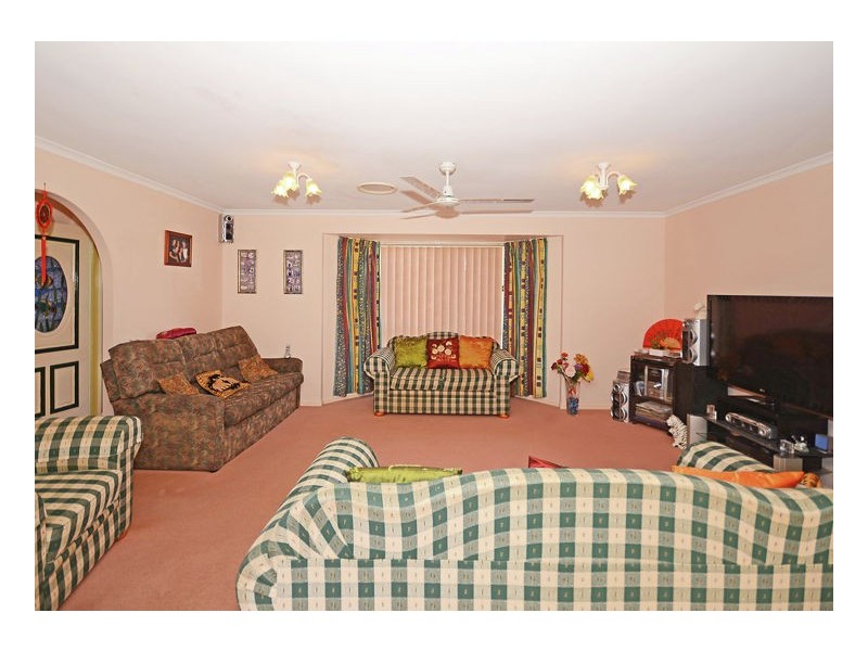 47 Royal Drive, Kawungan QLD 4655