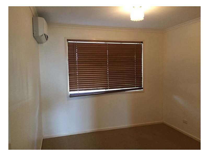 759 Boat Harbour Drive, Urangan QLD 4655
