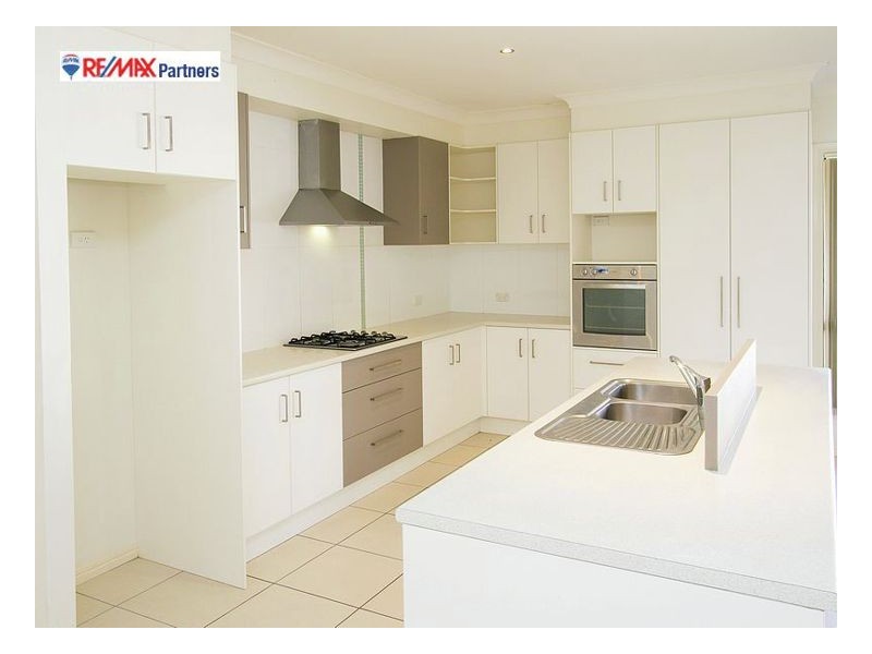 8 Krista Court, Burrum Heads QLD 4659