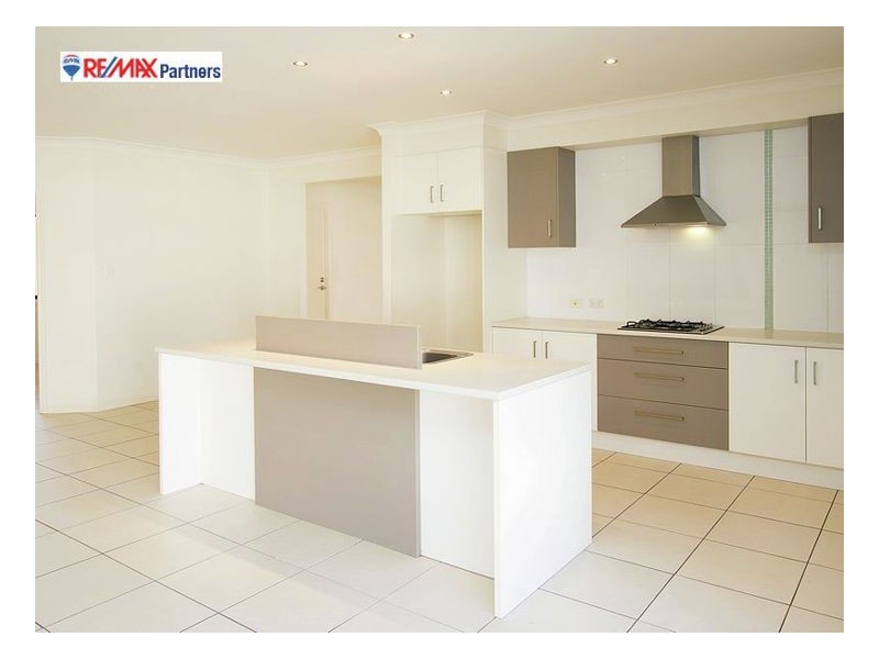 8 Krista Court, Burrum Heads QLD 4659