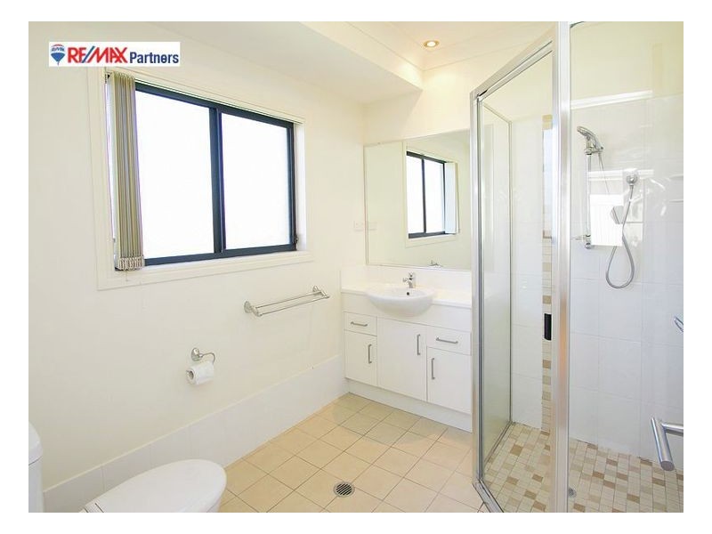 8 Krista Court, Burrum Heads QLD 4659