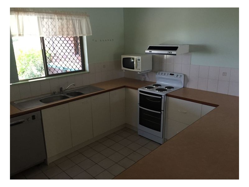 4/318 Esplanade, Scarness QLD 4655