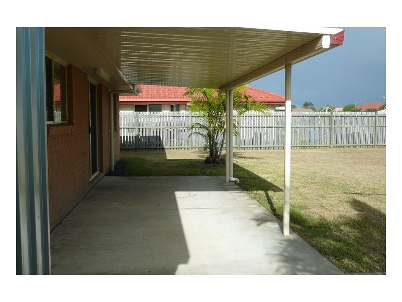 5 Bronton Way, Point Vernon QLD 4655