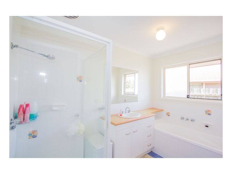 14 Currawong Court, Eli Waters QLD 4655