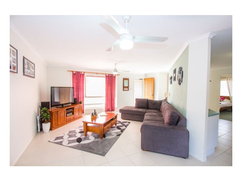 14 Currawong Court, Eli Waters QLD 4655
