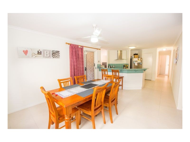 14 Currawong Court, Eli Waters QLD 4655