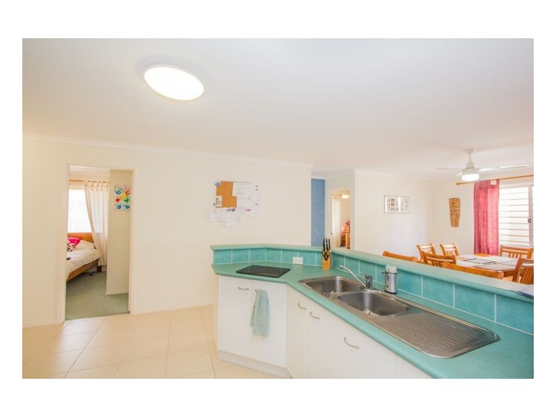 14 Currawong Court, Eli Waters QLD 4655