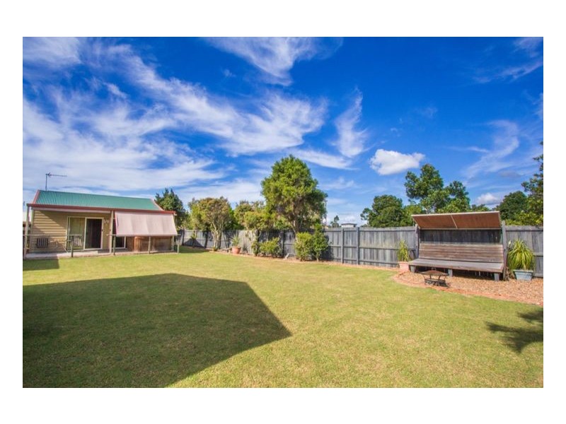 14 Currawong Court, Eli Waters QLD 4655