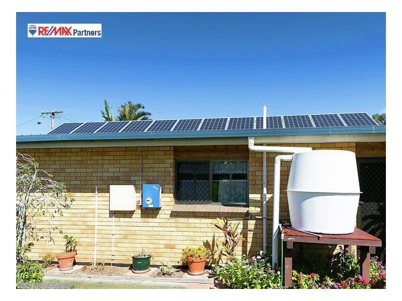 9 Riley Street, Urangan QLD 4655
