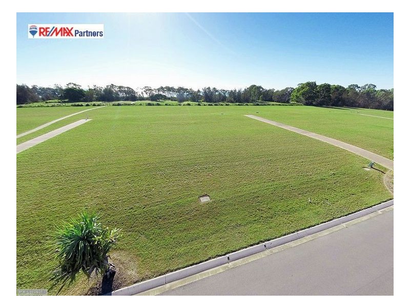 17 Sandcastles Circuit, Burrum Heads QLD 4659