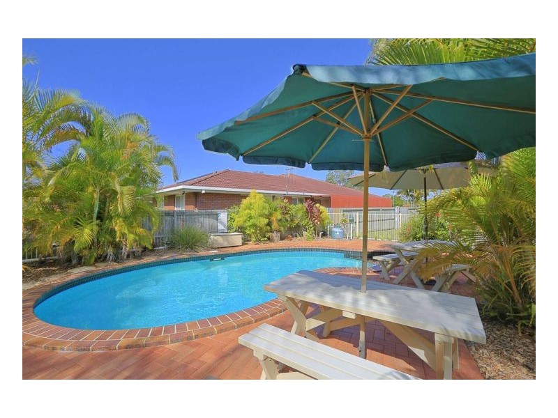 6 Forest Close, Kawungan QLD 4655