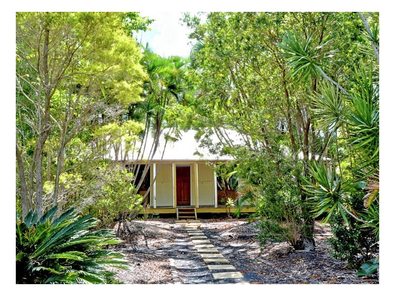 1197 Burrum Heads Road, Burrum Heads QLD 4659