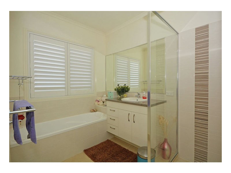 10 Duke Court, Urraween QLD 4655