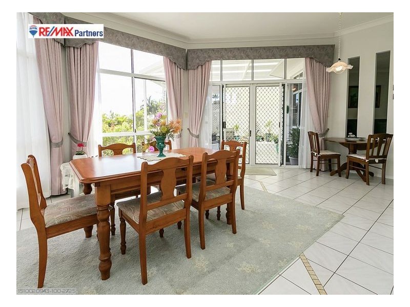 27 Royal Drive, Kawungan QLD 4655