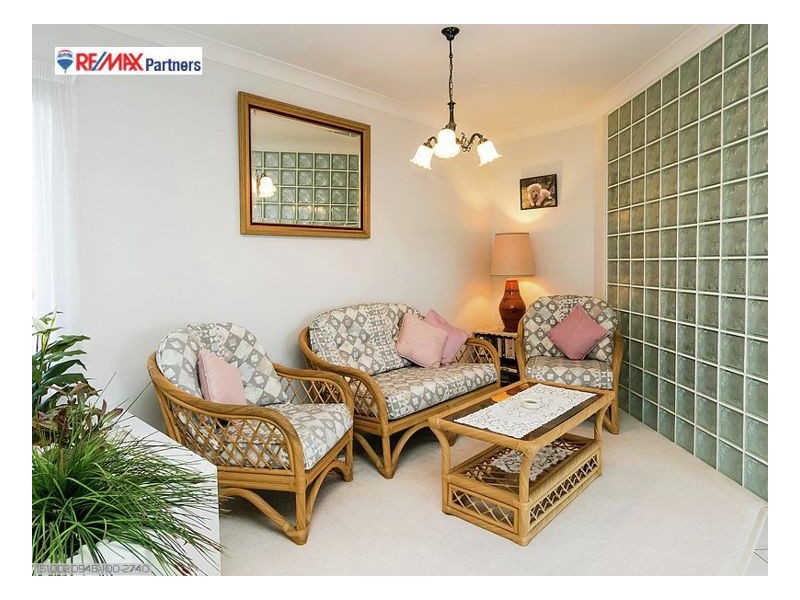 27 Royal Drive, Kawungan QLD 4655