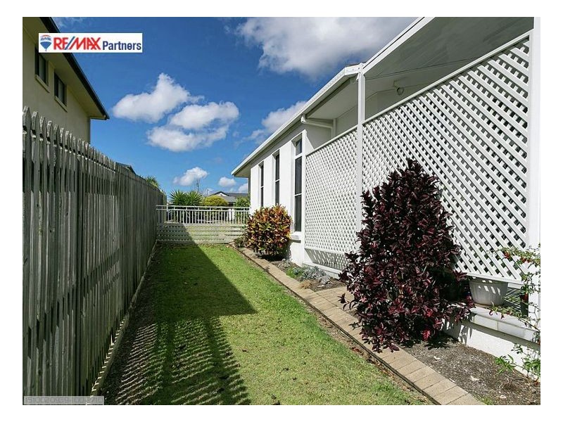 27 Royal Drive, Kawungan QLD 4655