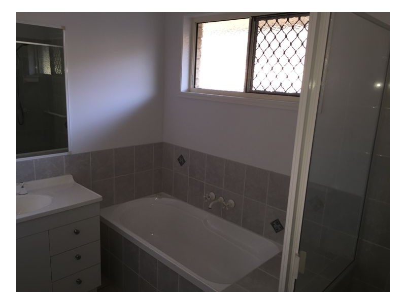 3 Whistler Court, Eli Waters QLD 4655