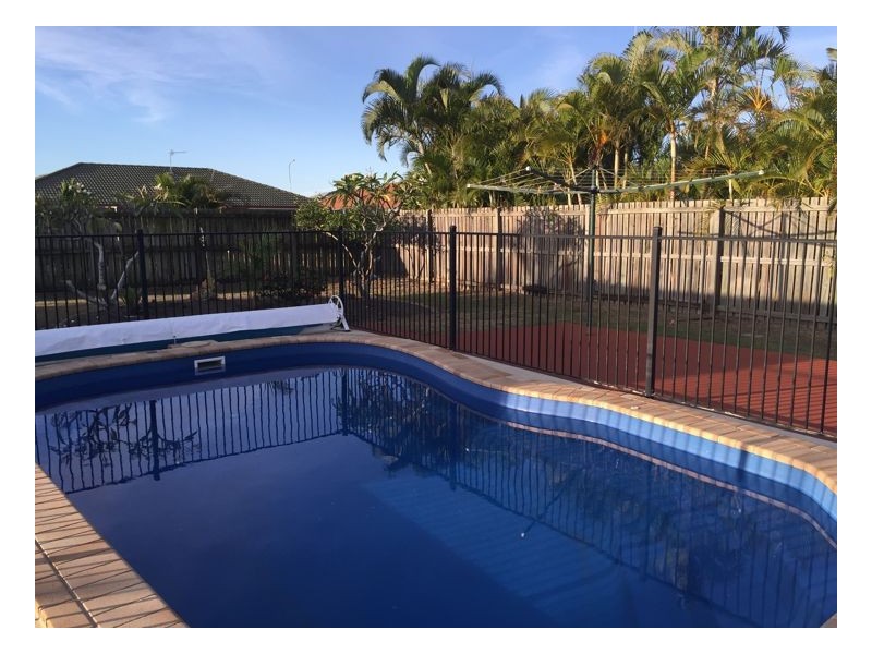 3 Whistler Court, Eli Waters QLD 4655