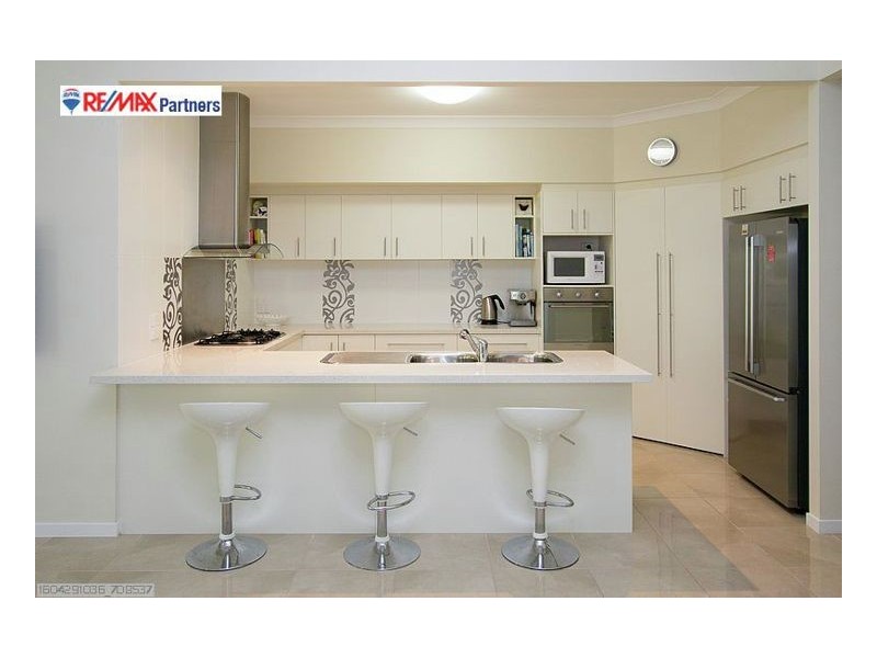 36 Harrison Circuit, Urangan QLD 4655