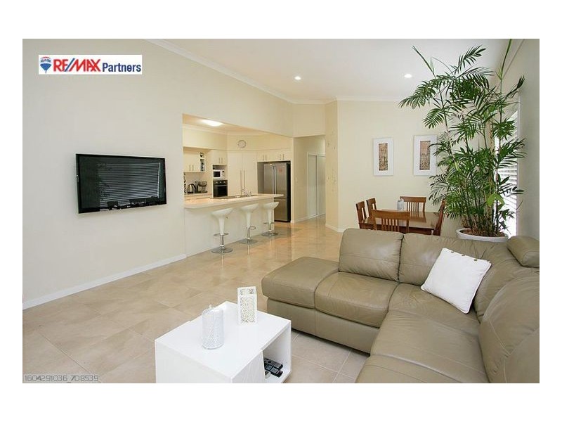 36 Harrison Circuit, Urangan QLD 4655