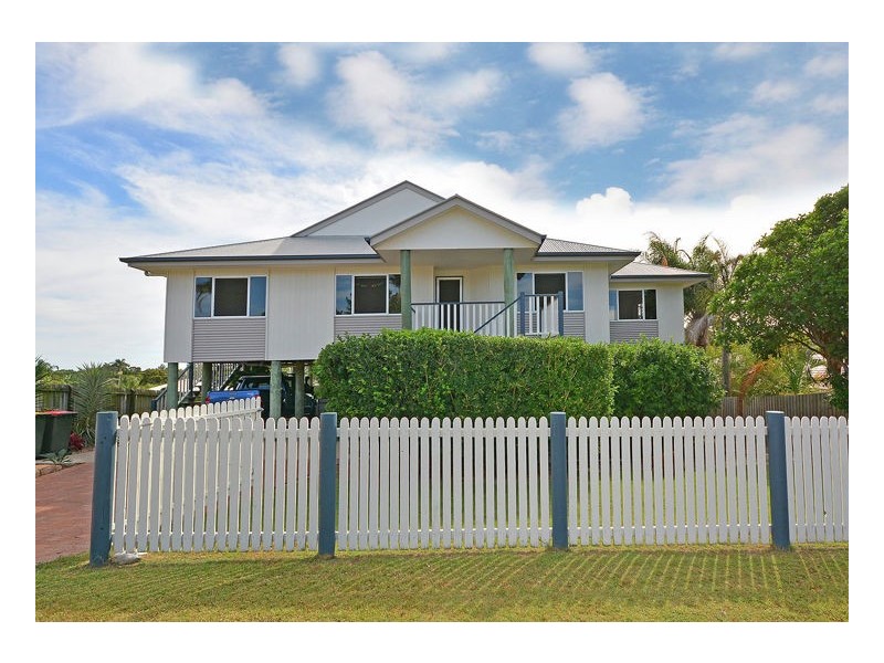 18 Annette Street, Dundowran Beach QLD 4655